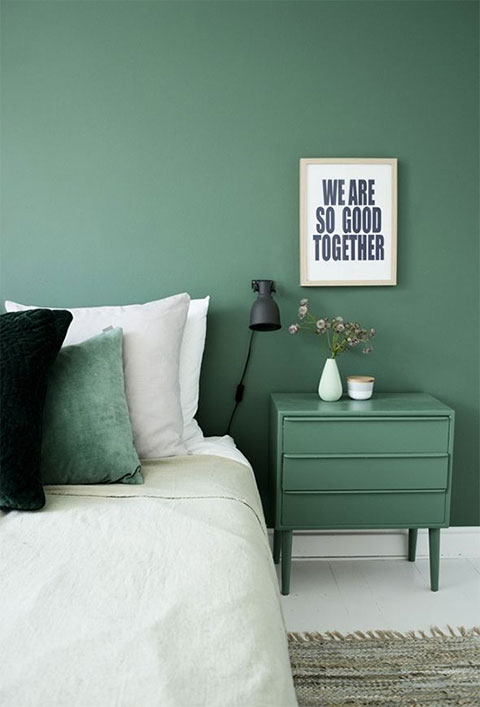 Paint-furniture-the-same-colour-as-the-walls