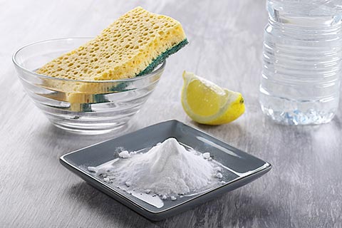 Baking soda toepassingen; 45 tips van schoonmaken, vlekken verwijderen tot voetenbad 